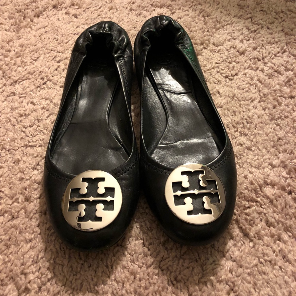 Tory Burch reva flat
